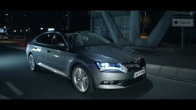 SKODA SUPERB- ŞEHiR SENİN SAHNEN